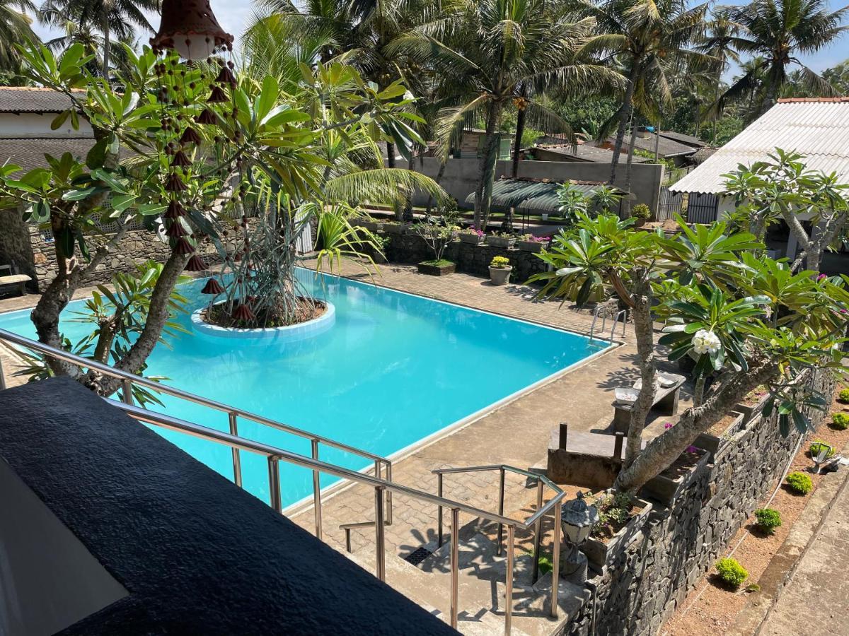 A-Prima Hotel Kalutara Exterior foto