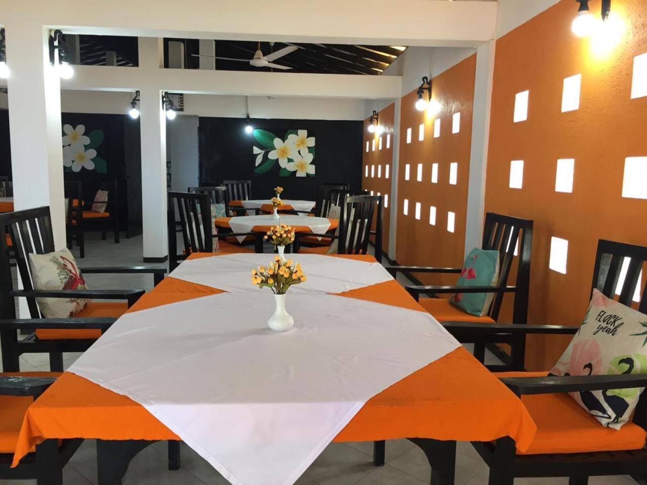 A-Prima Hotel Kalutara Exterior foto